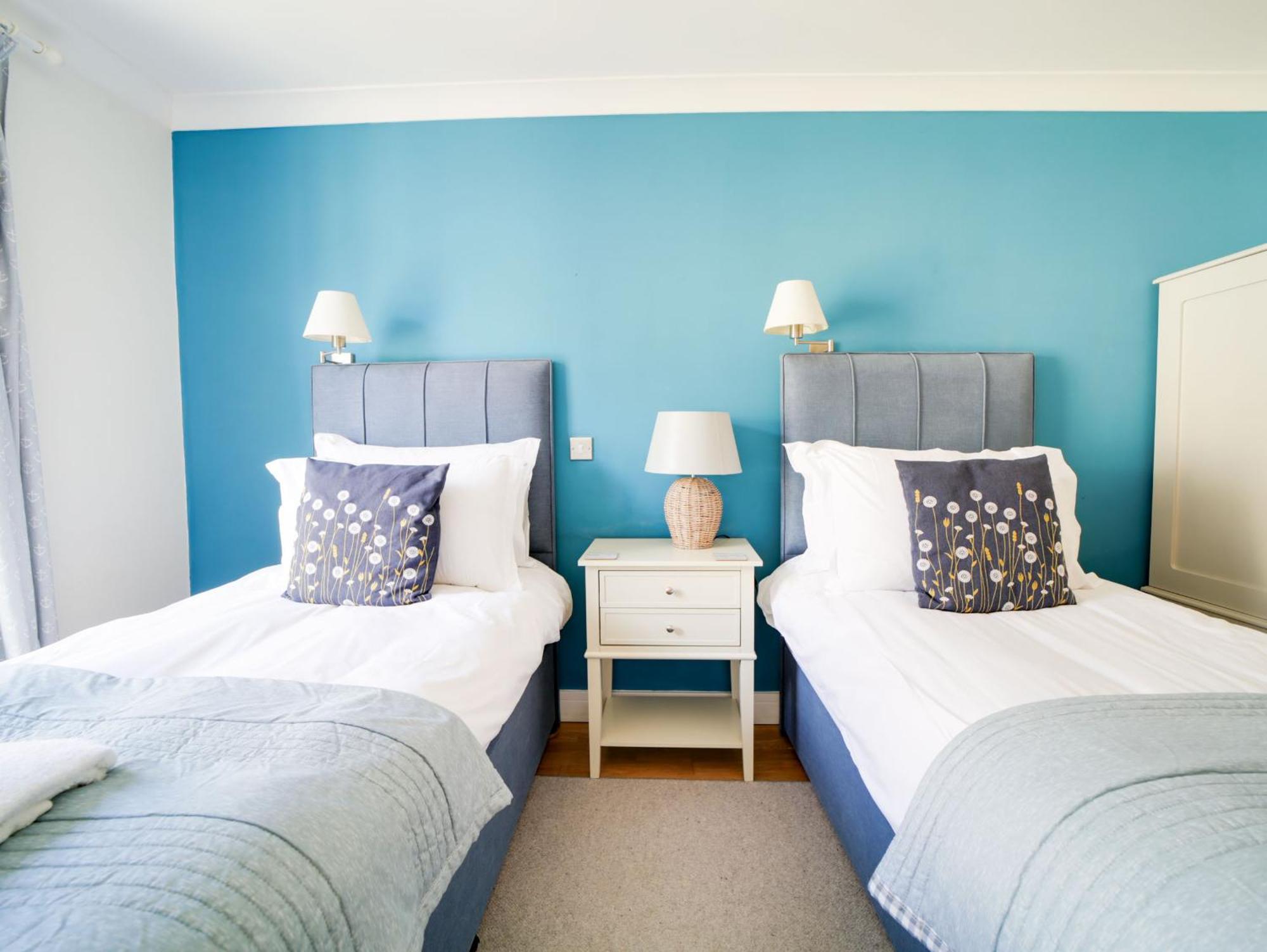 The Artist Loft, Ensuite Guest Rooms, Porthleven Bagian luar foto